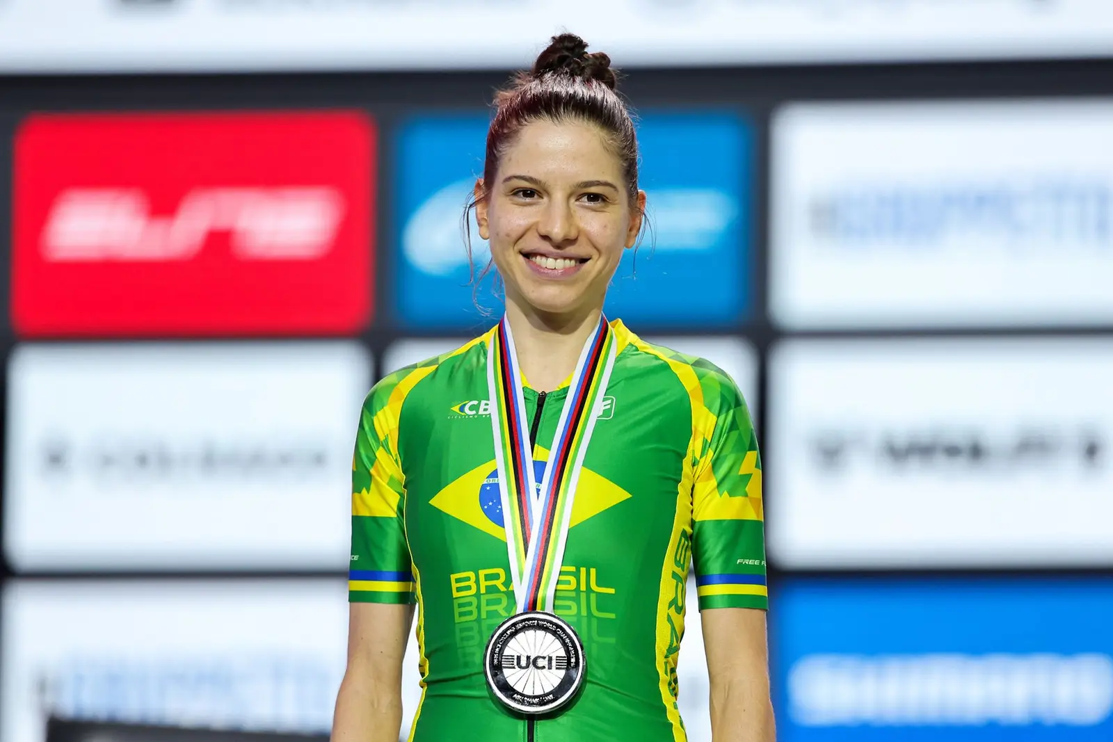 Cofidis angajează Gabriela Guerra, campioană argint la Esports