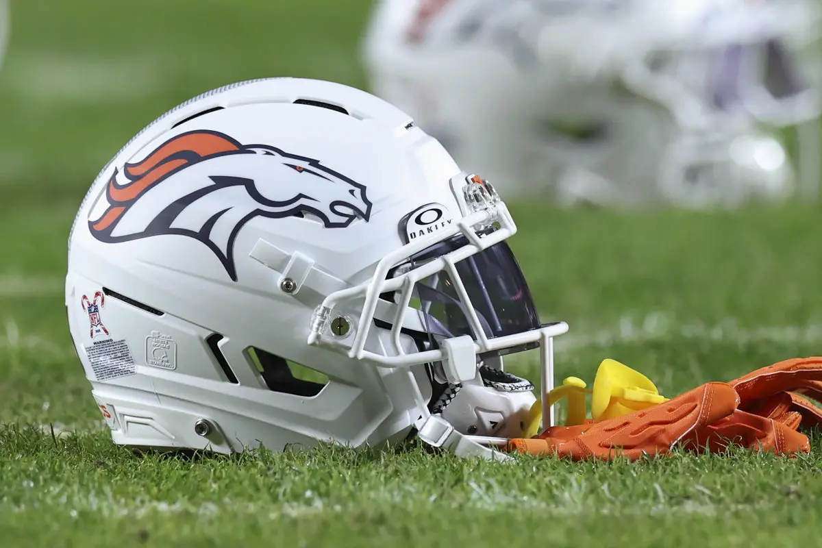Jaylen Waddle a părăsit terenul cu o leziune în meciul Broncos-Seahawks de joi seară