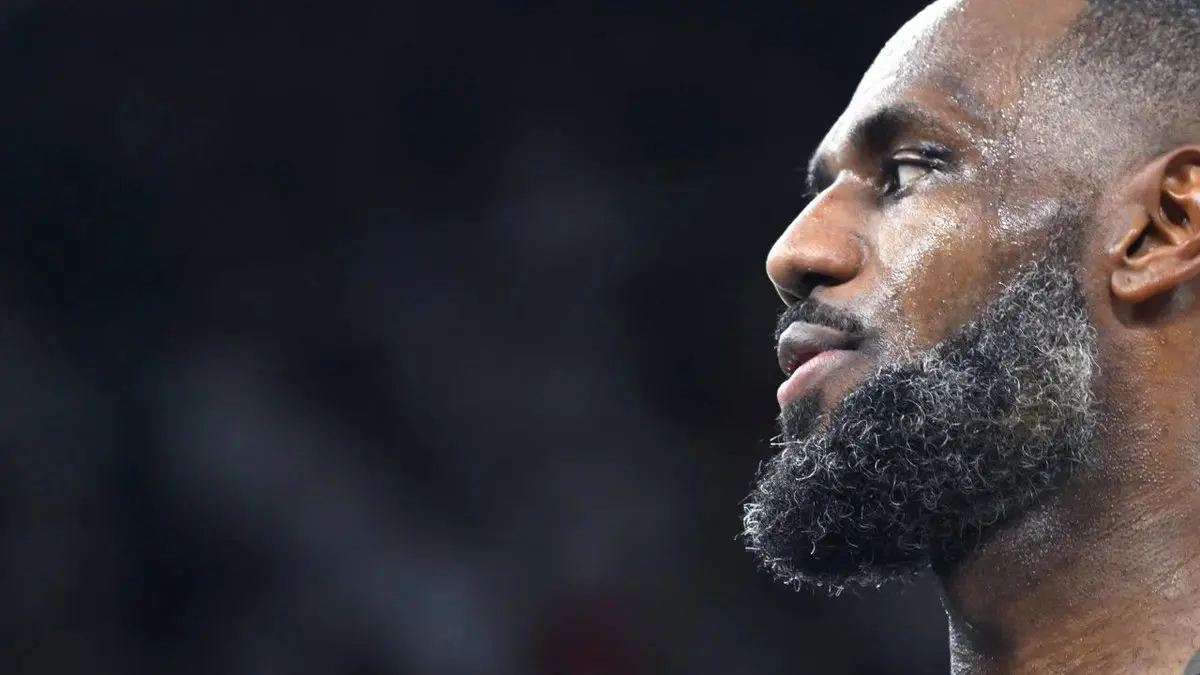 Madison Square Garden izolează LeBron James în timp ce Knicks sărbătoresc titlul mult așteptat