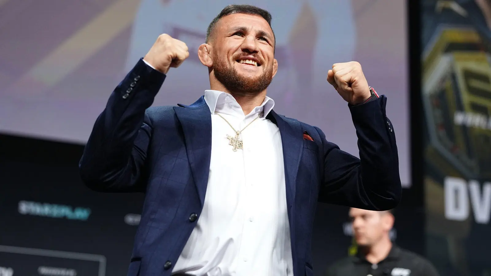 Merab Dvalishvili vizează un titlu istoric împotriva lui Petr Yan la UFC 333