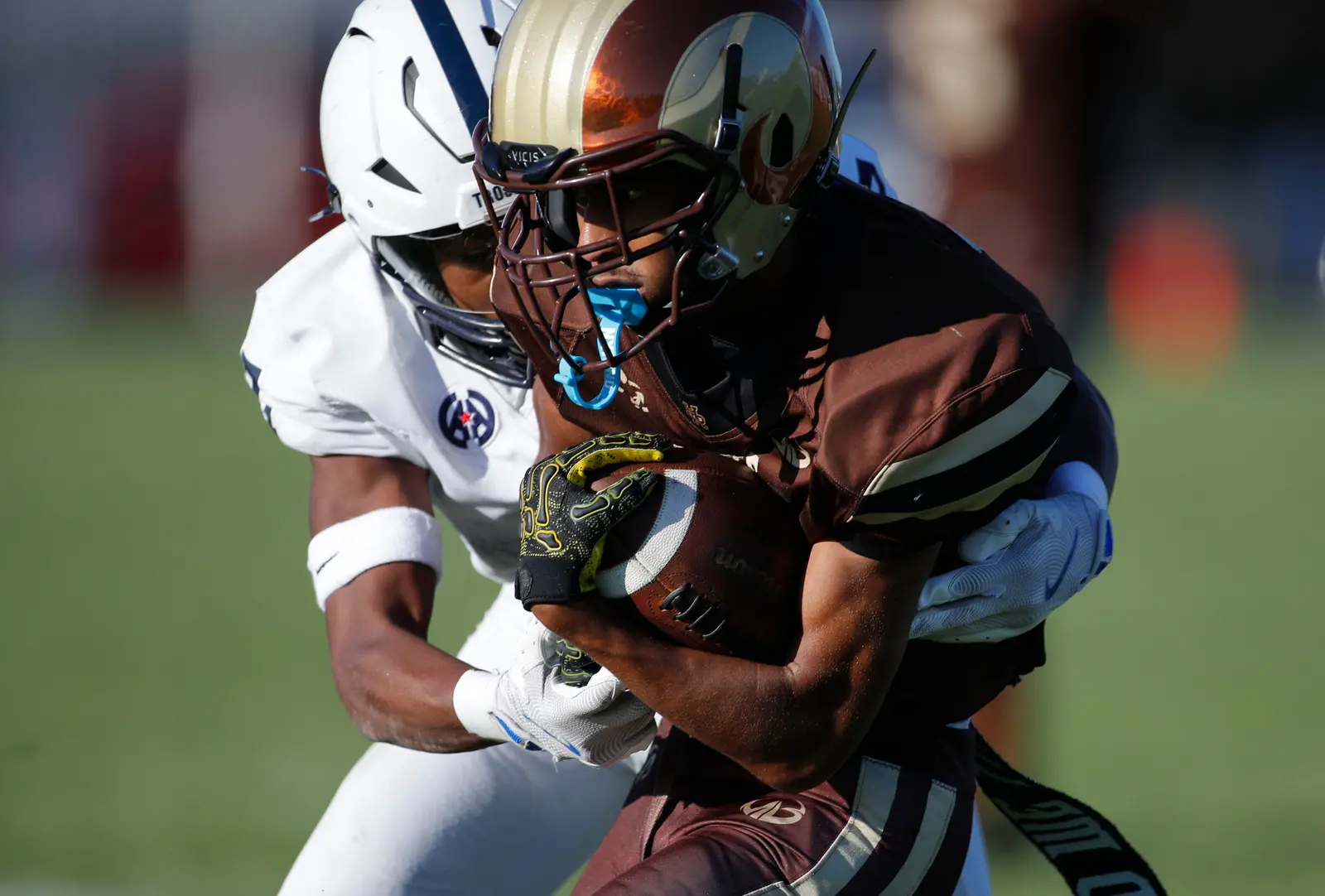 Holt bate East Lansing în duel decisiv pentru play-off