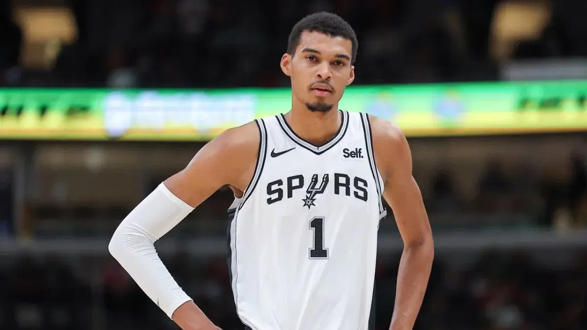 Scântei și nervi în Vest: Spurs și Thunder aprind o rivalitate istorică!