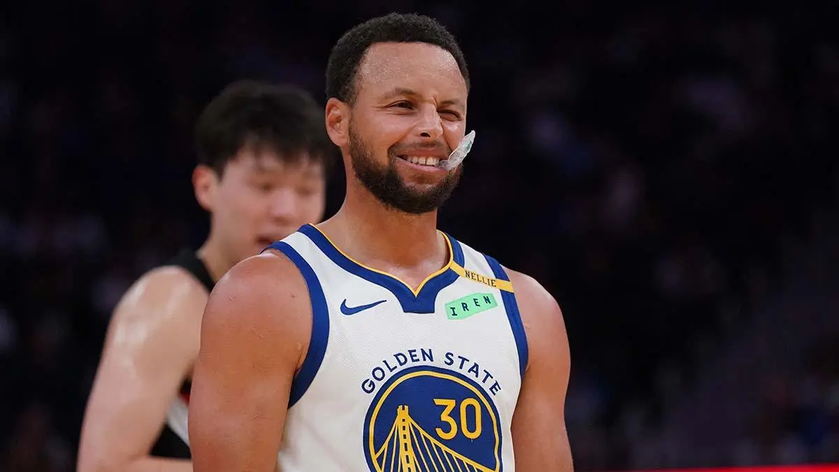 Emoții la Golden State: Stephen Curry, accidentat la un antrenament înainte de startul sezonului